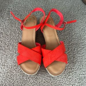 Red platform espadrille sandal size 9